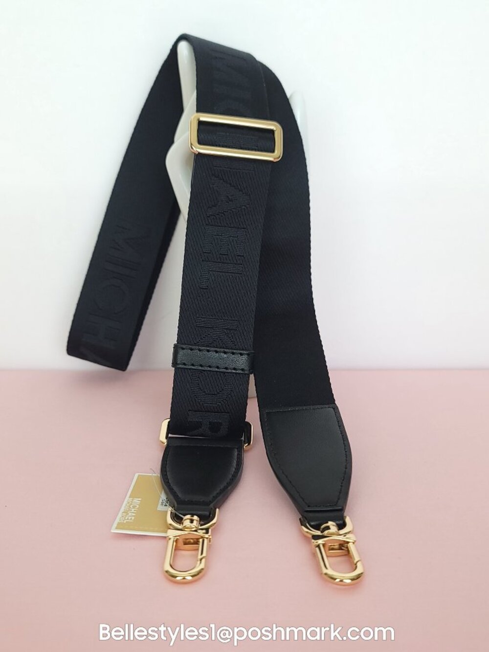 MICHAEL KORS Webbing Strap Signature Logo with Carabiner Clip- Black ⭐
